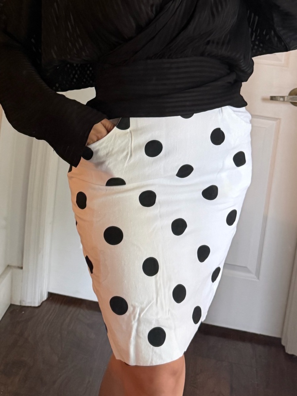 Maxi Librati Paris Vintage 1970s White Pencil Skirt with Black Polka Dots Sz 2